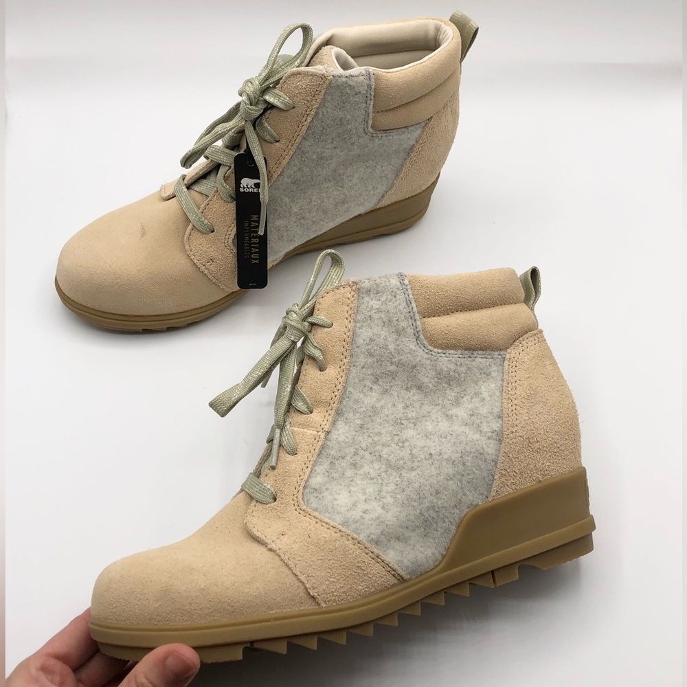 Sorel New With Tag Cream Suede Waterproof Ankle Booties Size 8.5